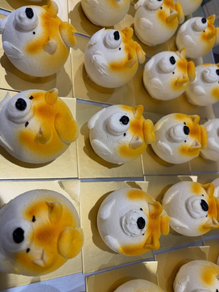 この表情……！