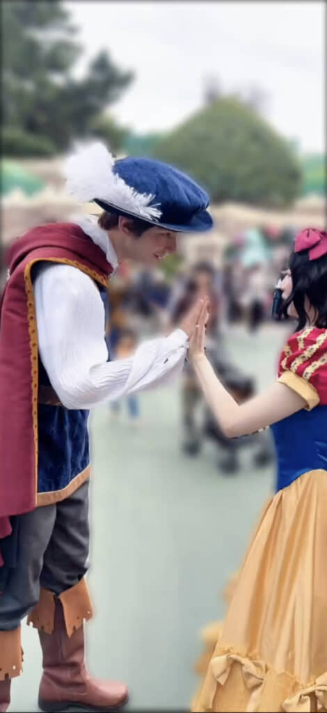 ハイタッチをしてお別れ