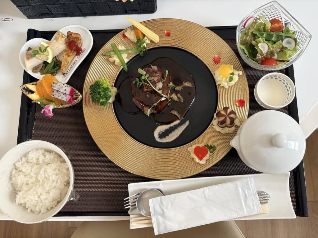 これが本当のお祝い膳！　高級フレンチかと見まがうような内容です